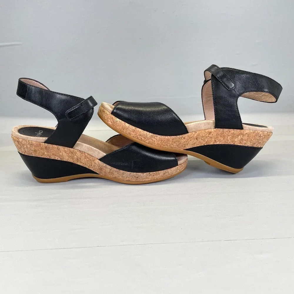 Dansko Charlotte Wedge Sandals Womens Size 39 US 8.5 Black Leather Buckle Shoes